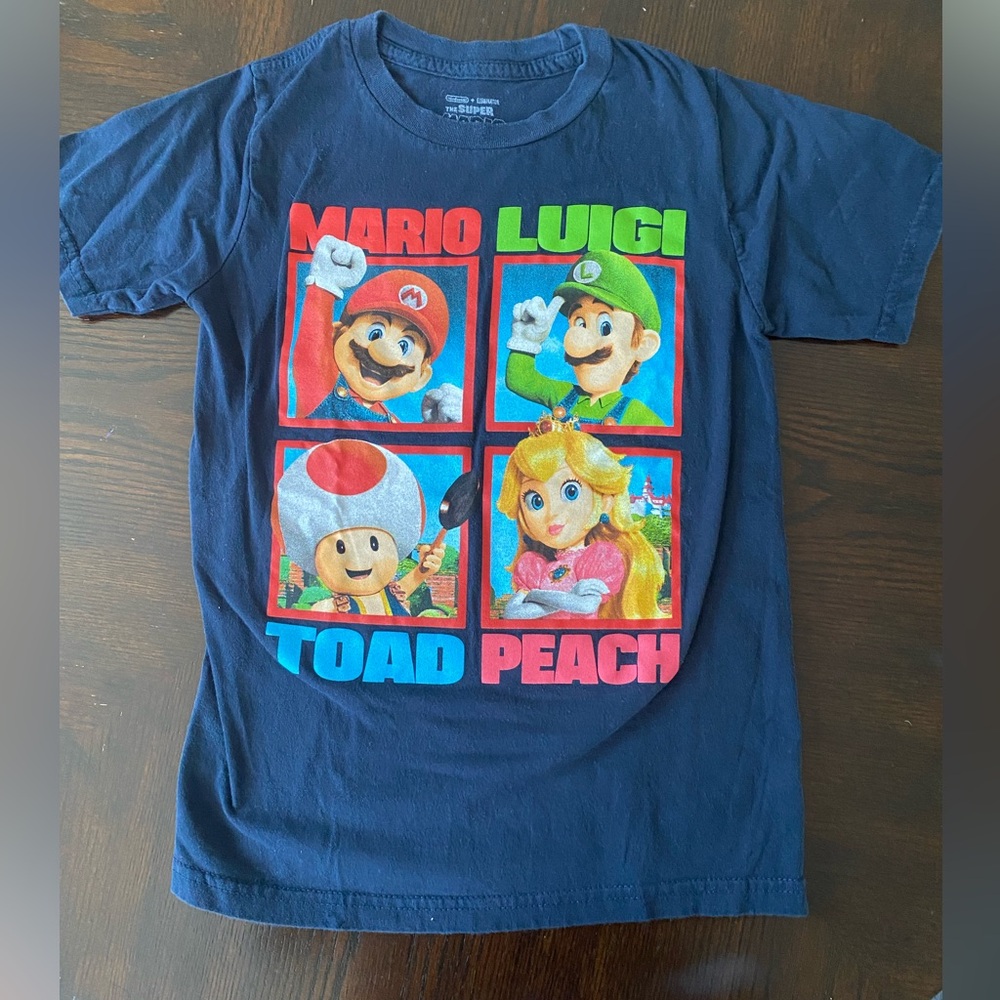 Super Mario and Sonic the Hedgehog shirts - Picture 7 of 7